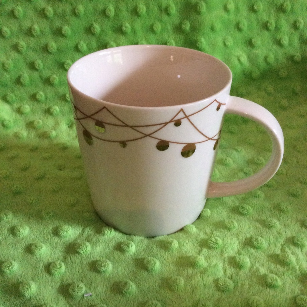 Starbucks Christmas white gold new bone China mug